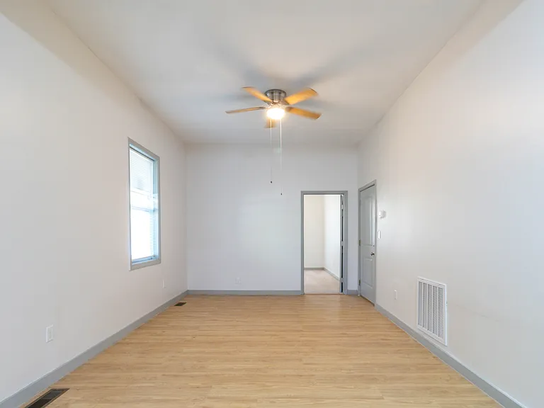 3043 E 5th Ave #2 — Photo 12