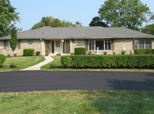 1104 W Tilmor Dr, Muncie, IN 47303