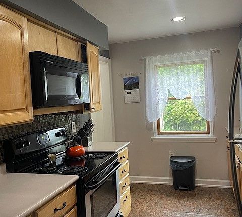 5th image of 116 Schuyler Dr