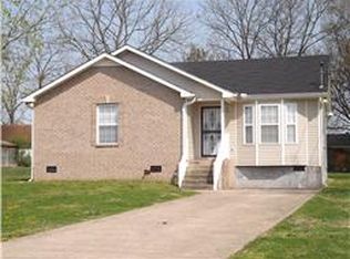 3916 Meadow Rd, Nashville, TN 37218