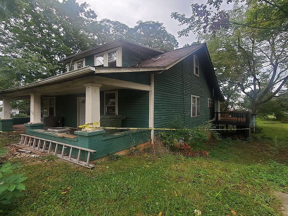 1st image of 1106 E 1st North St
