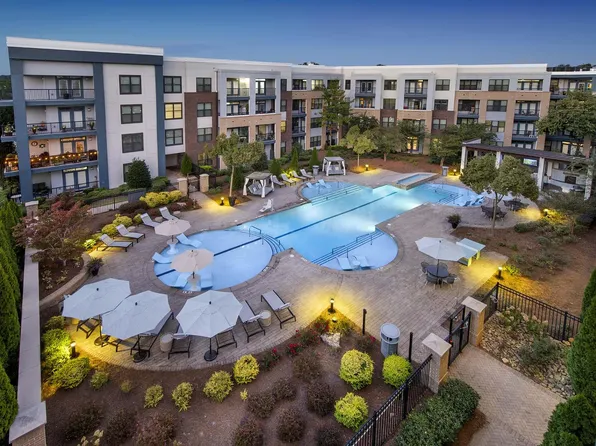 Reserve Decatur Apartments