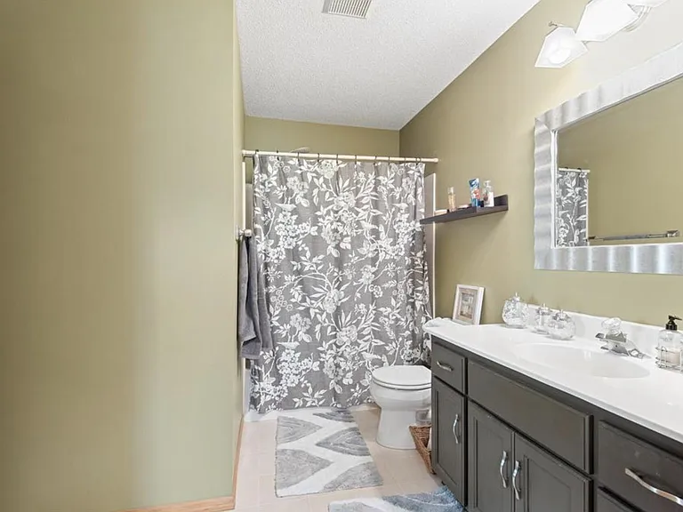 12379 Zealand Ave N #12379 — Photo 19