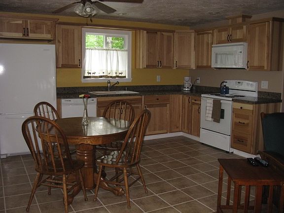 4th image of 221 N Mount Christie Dr