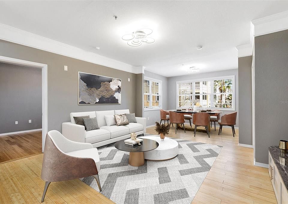 Hamptons At Metrowest Condominiums 3209 Parkchester Square Blvd