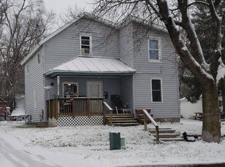 443 Pleasant St, Portland, MI 48875