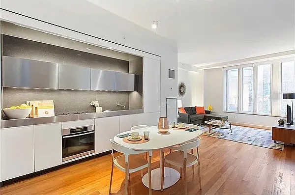 15 William St #11A