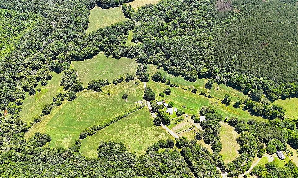 1st image of 400 Kelley Rd