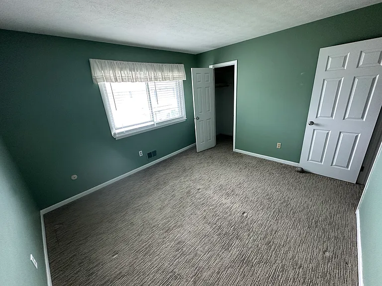 778 Eastbrooke Ln #1 — Photo 17