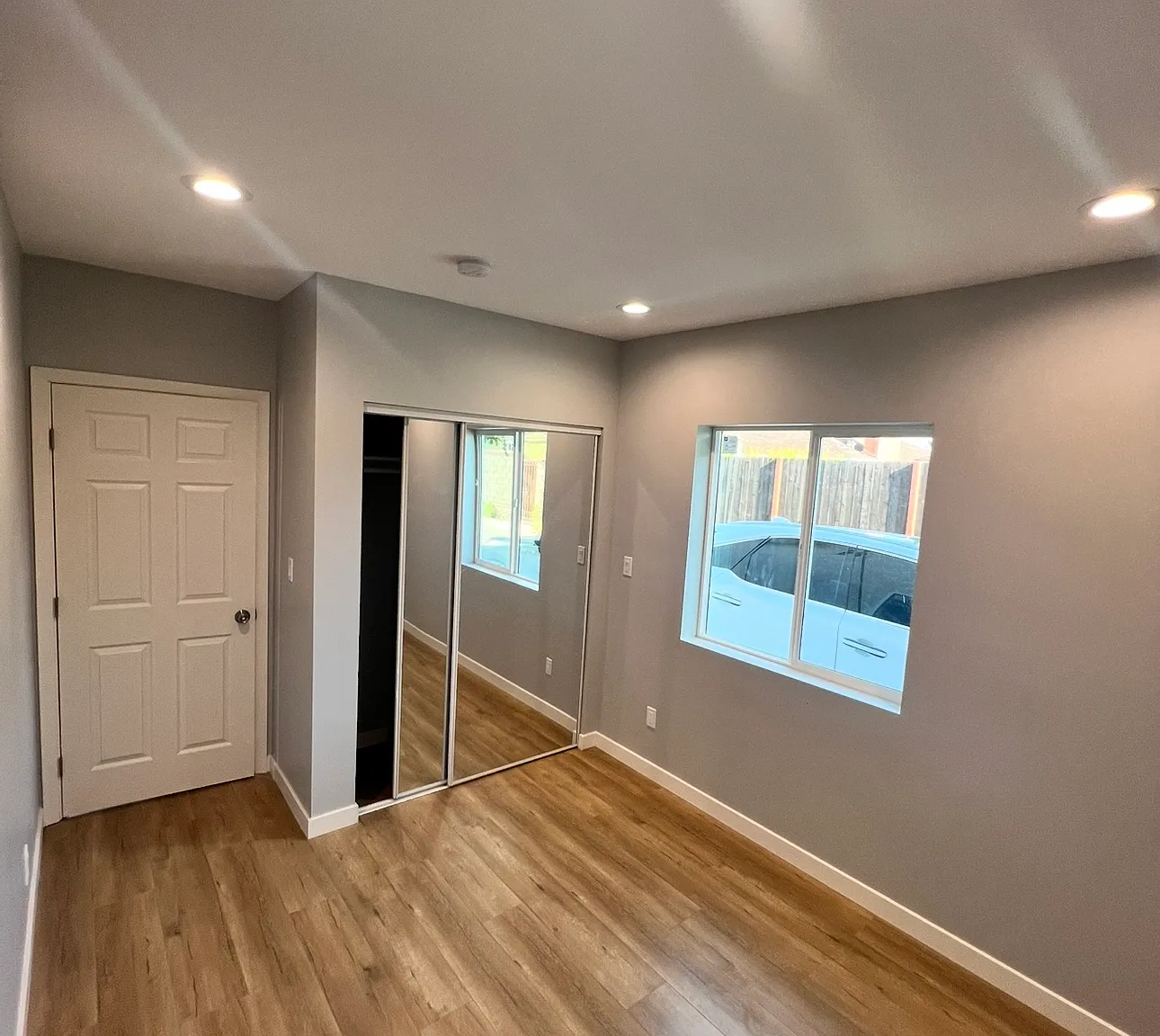 1 bed, 400 sqft, $2,150 — Photo 2
