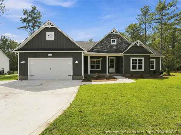 26820 Peach Orchard Rd, Wagram, NC 28396