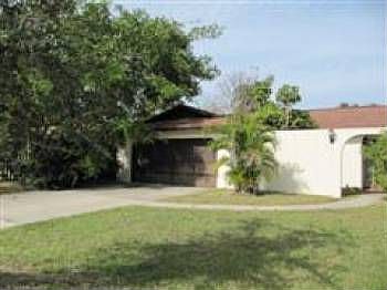 1st image of 5861 Countrywood Dr