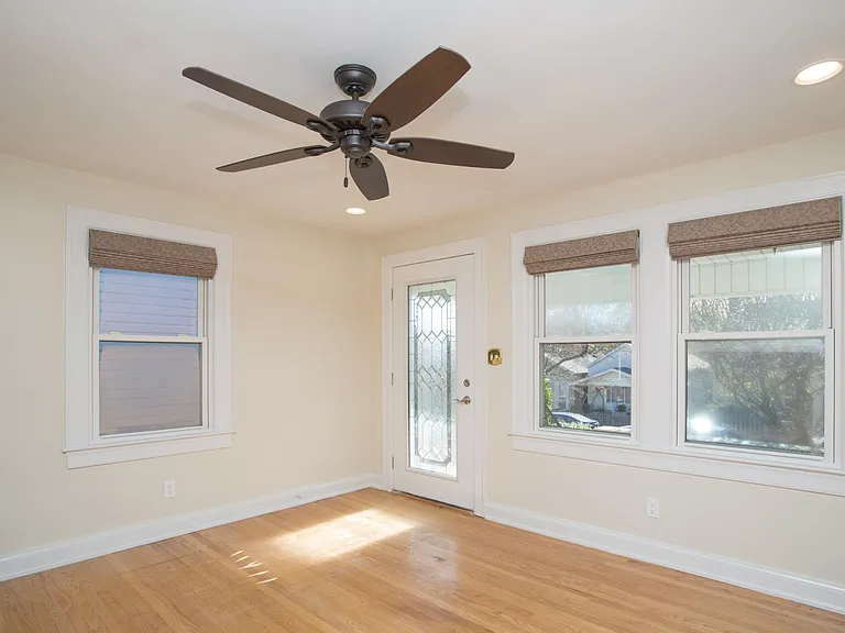 1319 Hull St — Photo 8
