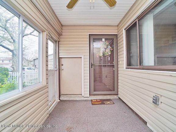 3rd image of 1187 Richmond Ave