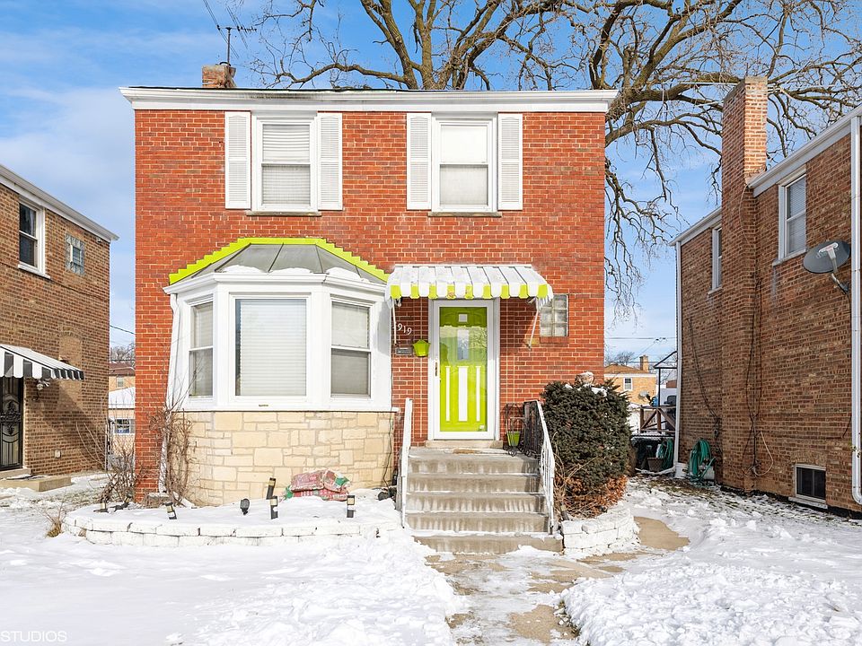 2nd image of 3919 Gladys Ave