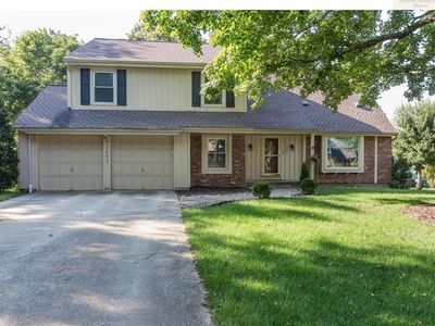 12243 W 104th St, Overland Park, KS, 66215