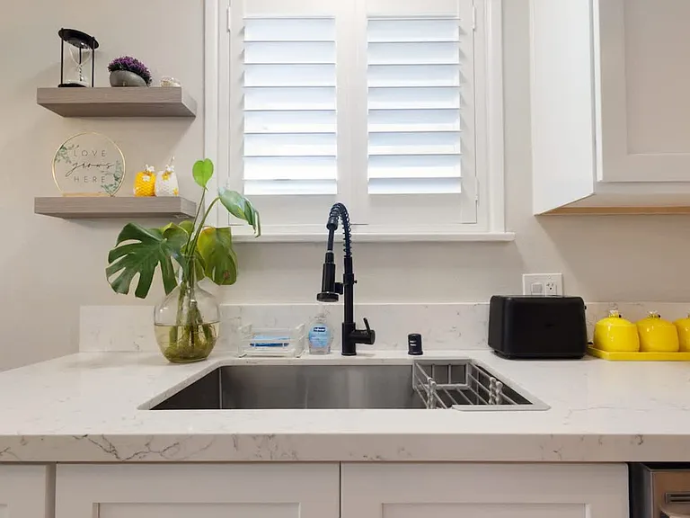 Shepherd Dr — Photo 15