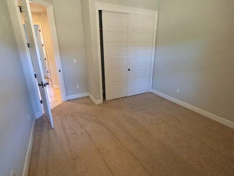 245 Katie Ct — Photo 9