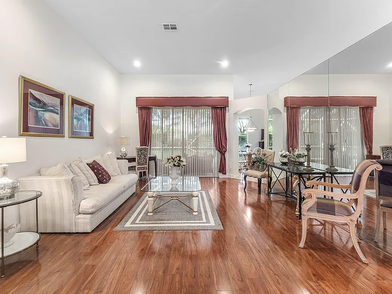4378 Danielson Dr — Photo 2