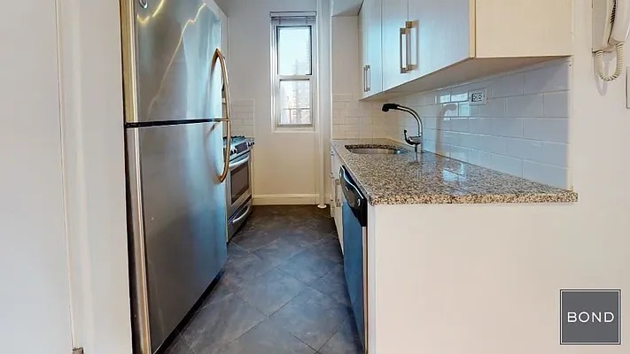 Rented by Bond New York | media 28