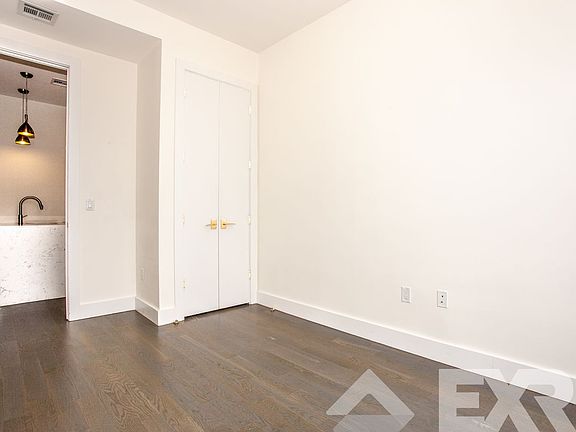 4th image of 162 Stuyvesant Ave APT 4F