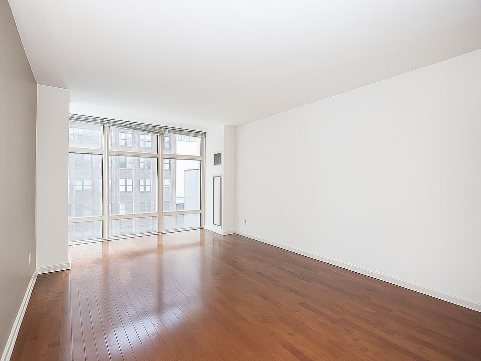 1st image of 1600 Broadway APT 7F