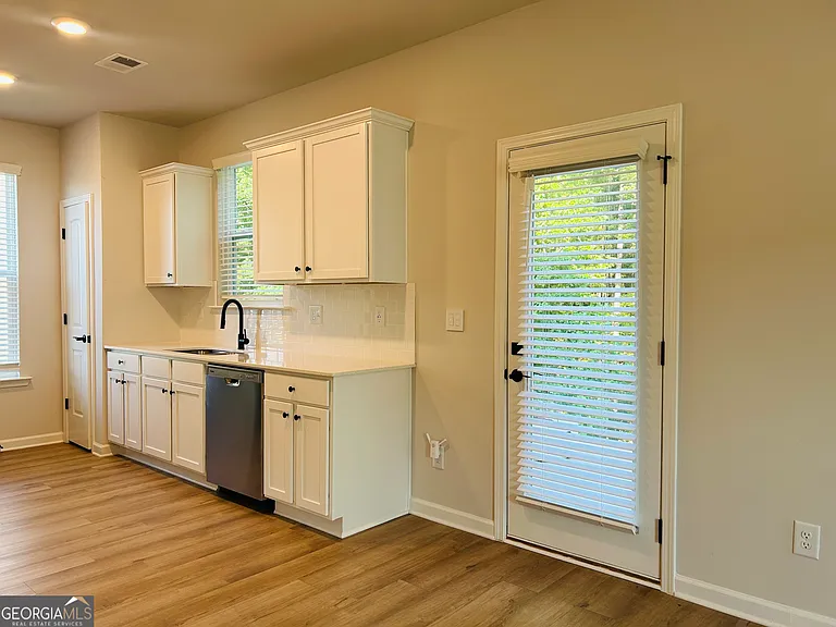 143 Chapel Hill Pkwy — Photo 12