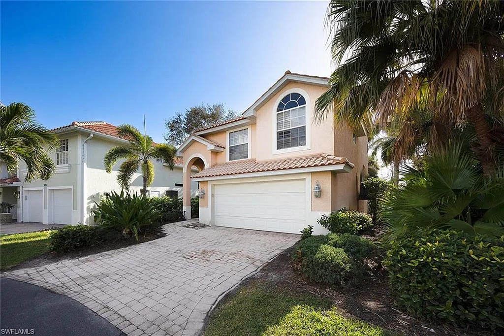 3 bed, 2.5 bath, 1681 sqft, $6,500 — Photo 1