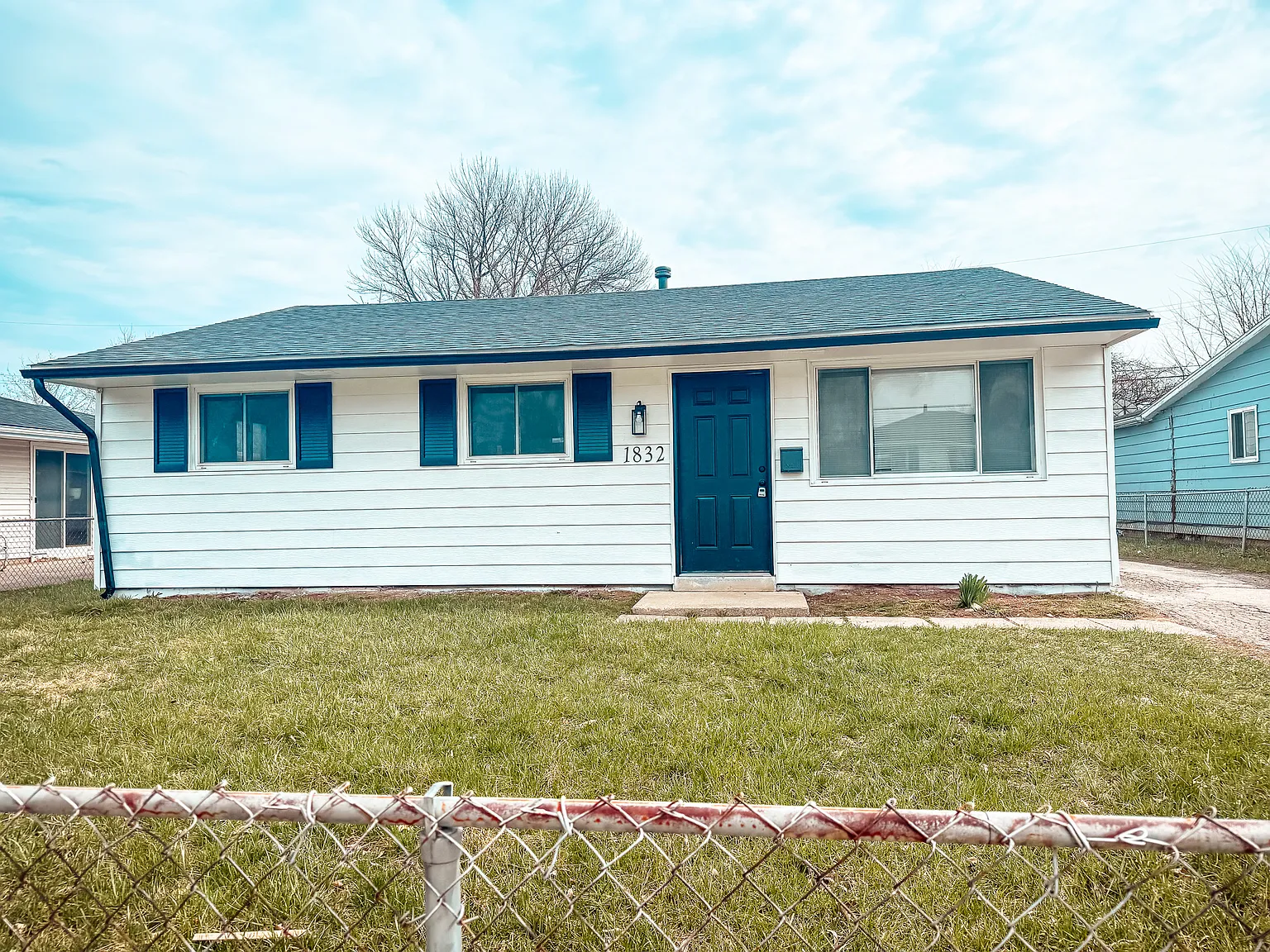 1832 Kermit Ave photo 1
