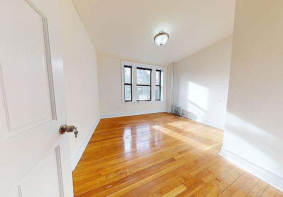 3rd image of 324 W 84th St APT 63