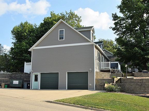 4th image of 2615 Woodhurst Dr #2615