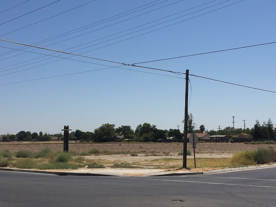 1st image of 405 Dairy Ave