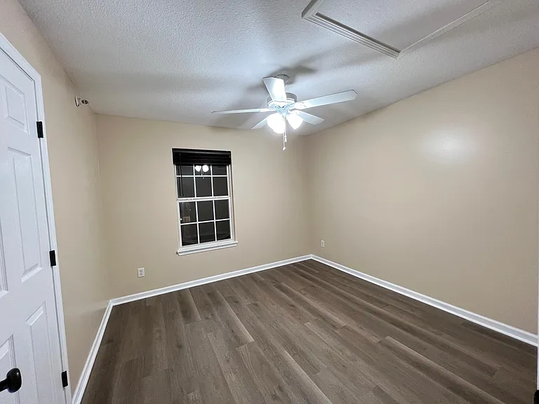 5600 NE 80th Ter #3B — Photo 7