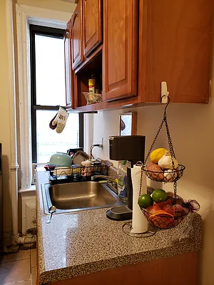 Rented by Signature Property Realty | media 23