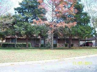 4 Summit Dr, Searcy, AR 72143
