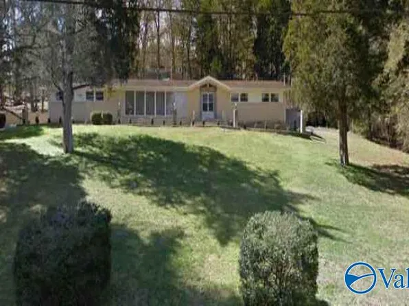 11005 Mount Charron Rd NW, Huntsville, AL 35810
