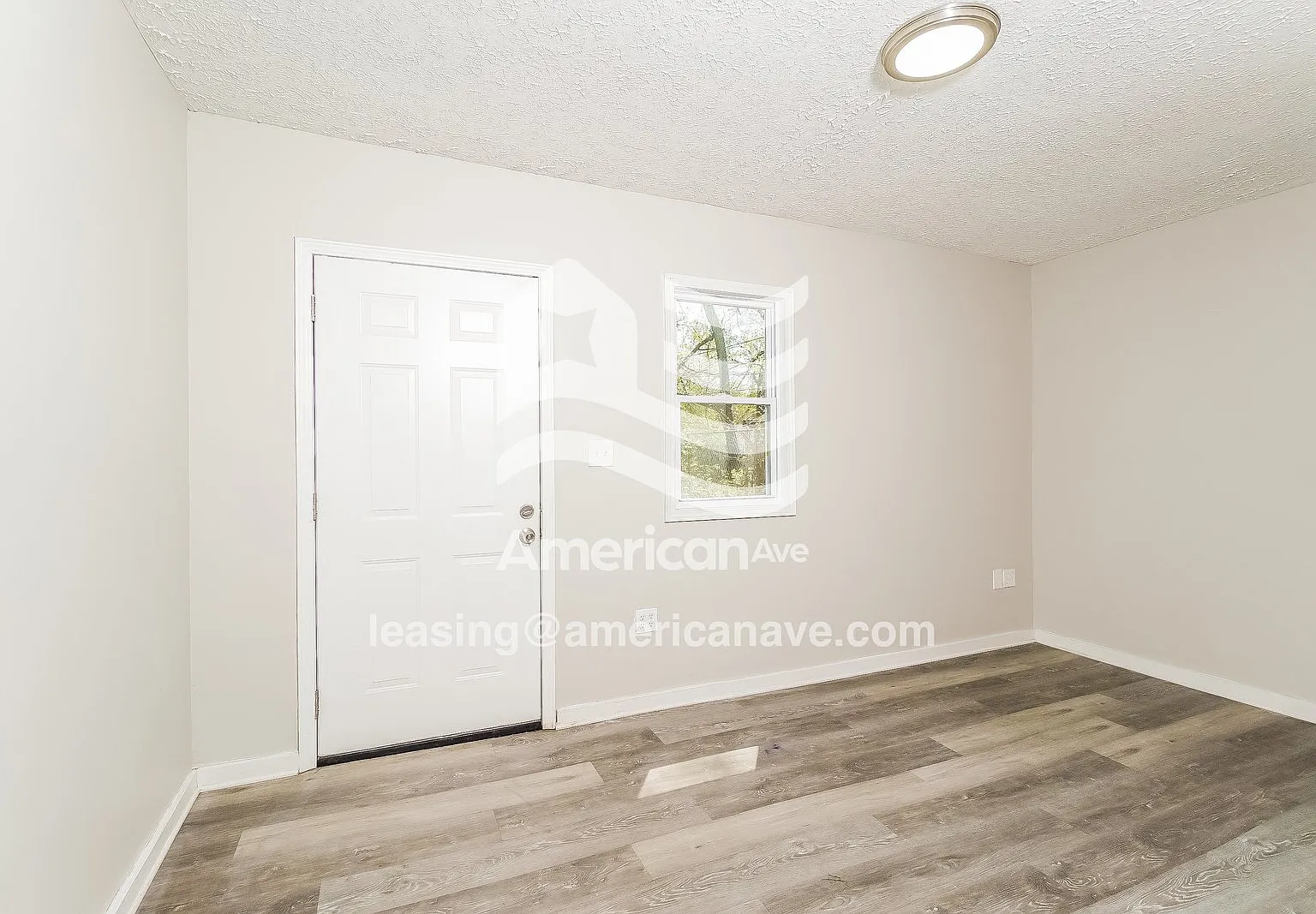 2 bed, 1.5 bath, 968 sqft, $770 — Photo 3