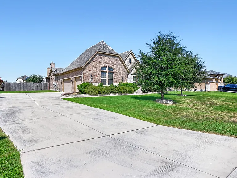 5923 Dewdrop Ln — Photo 28