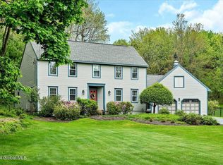 97 Waters Rd, East greenbush, NY 12061