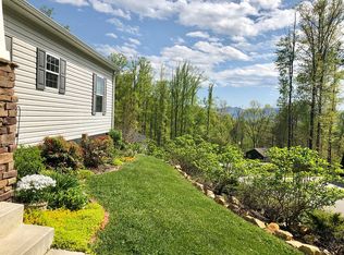 79 Luther Cove Rd, Candler, NC 28715