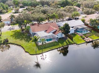 1230 SW 102nd Ave, Hollywood, FL 33025