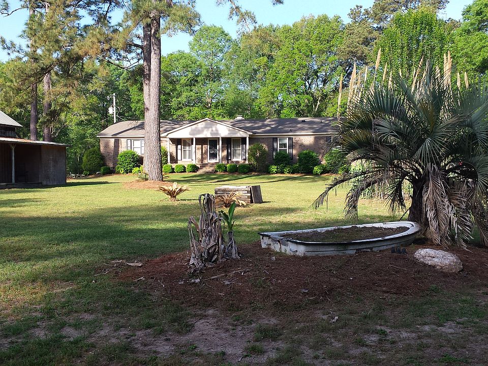 1st image of 748 Creekside Dr