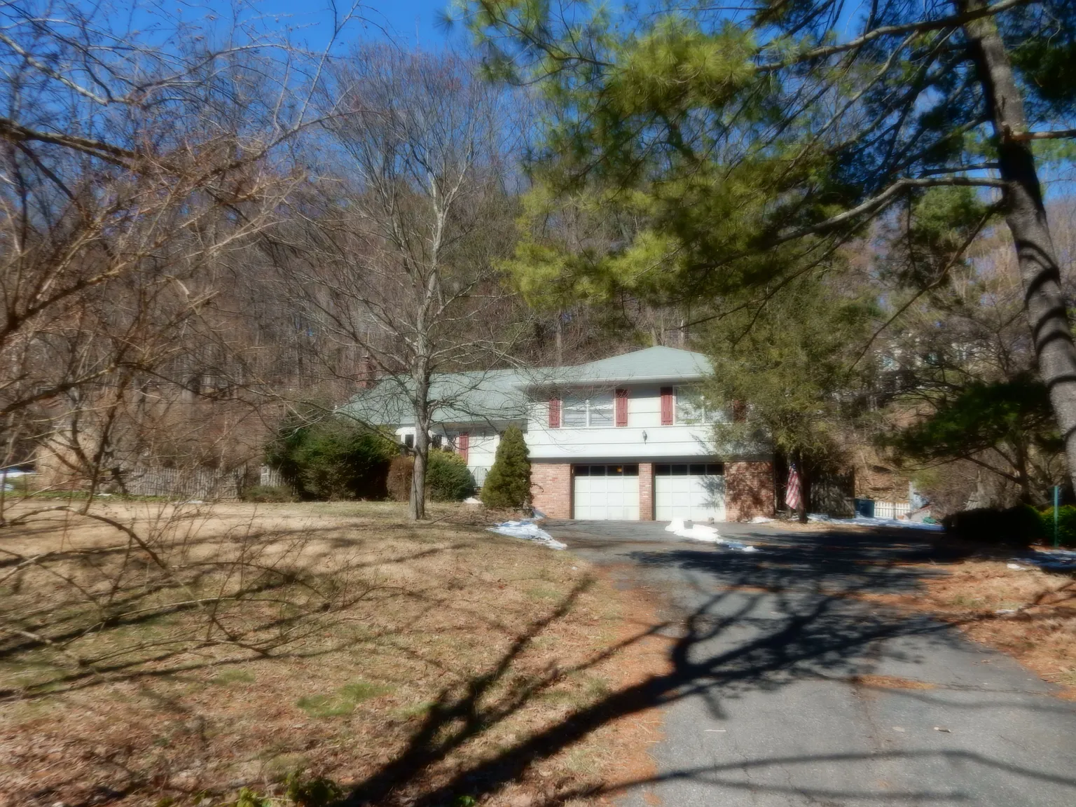 4 Brookfield Way photo 1