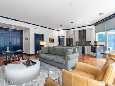 324 E Main St UNIT 206, Louisville, KY, 40202