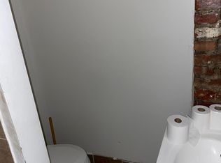 5439 Ridgewood St APT B, Philadelphia, PA 19143