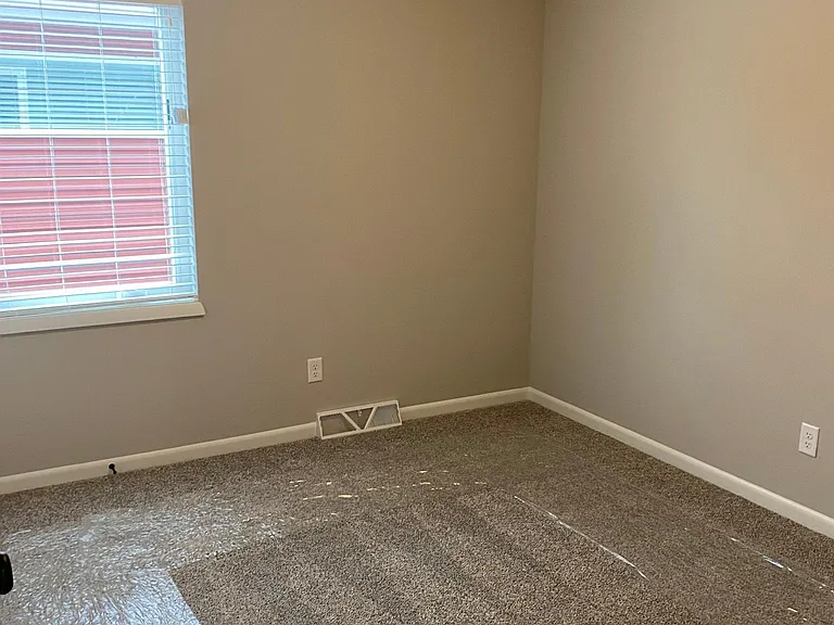 2525 Spark St — Photo 11