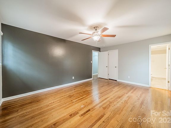 3rd image of 10906 Osprey Dr