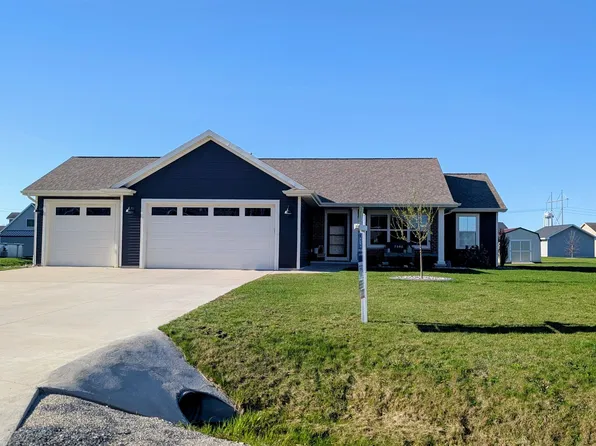 W2133 Wildflower Ln, Brillion, WI 54110