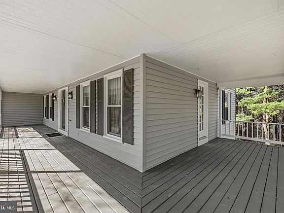 5th image of 5623 Wilshire Ct