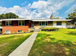 8400 Hillview Rd, Landover, MD 20785